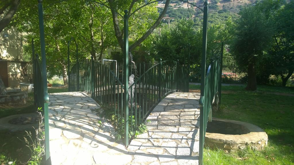 Hani Zemenou Arachova Exterior foto