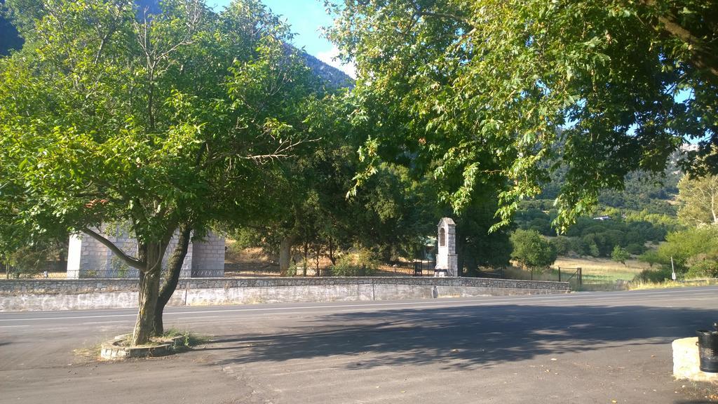 Hani Zemenou Arachova Exterior foto