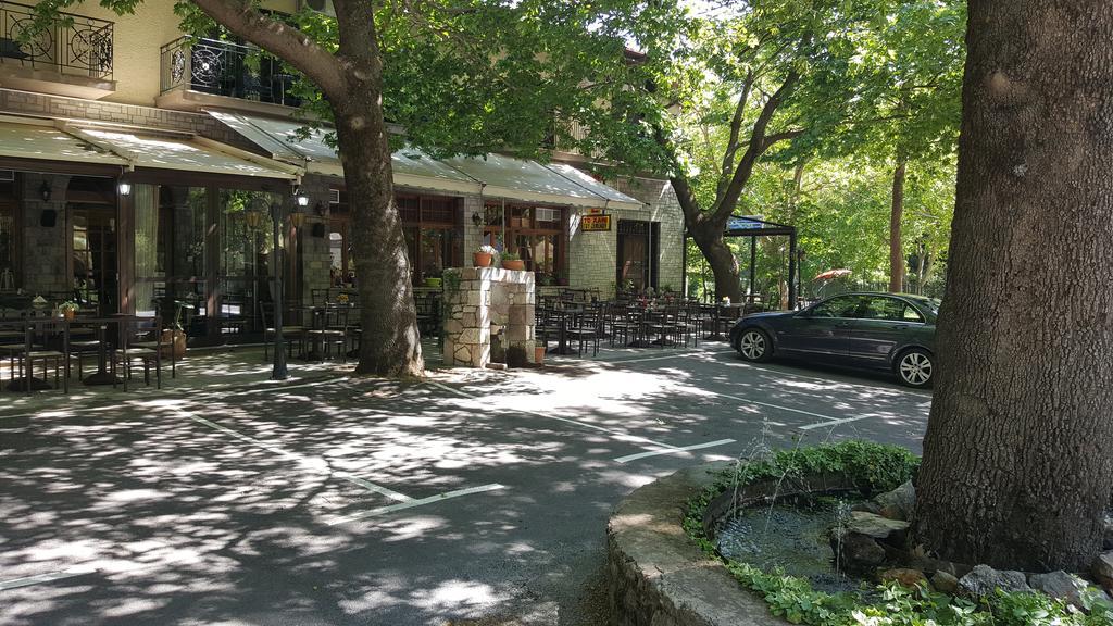 Hani Zemenou Arachova Exterior foto