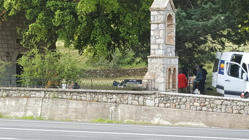 Hani Zemenou Arachova Exterior foto